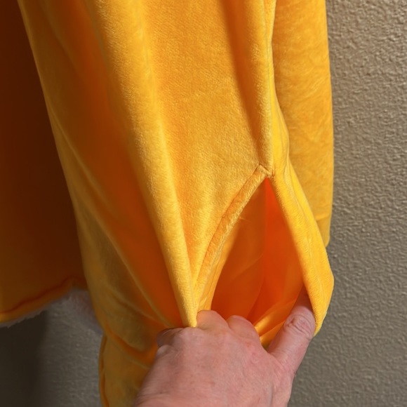 Washington Commanders unisex oversized Sherpa hooded sweatshirt reversible - Picture 2 of 5